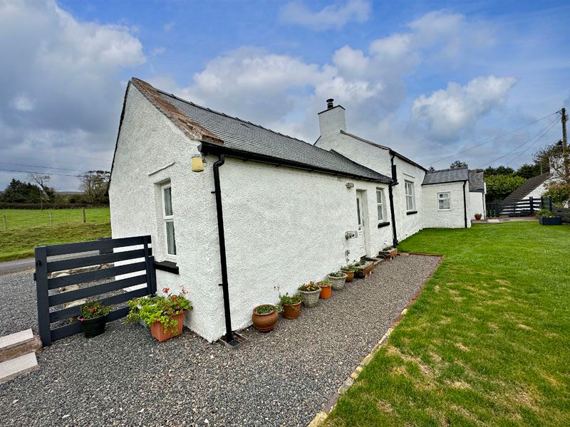 2 bed bungalow for sale in Preston Mill, Dumfries DG2, £198,000