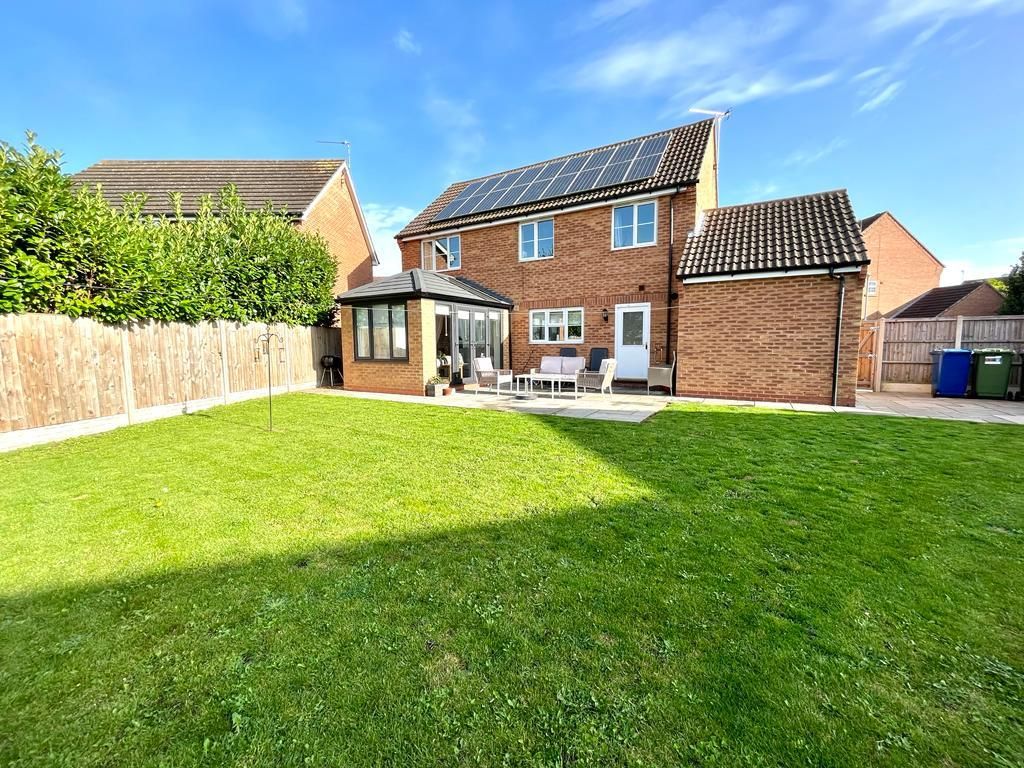 4 bed detached house for sale in Nursery Vale, Morton, Gainsborough DN21, £325,000