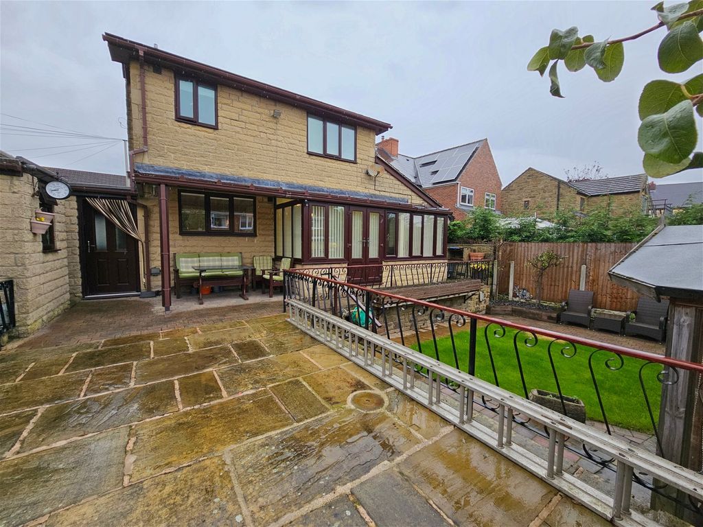 3 bed detached house for sale in Stoney Gate, High Green, Sheffield S35, £325,000