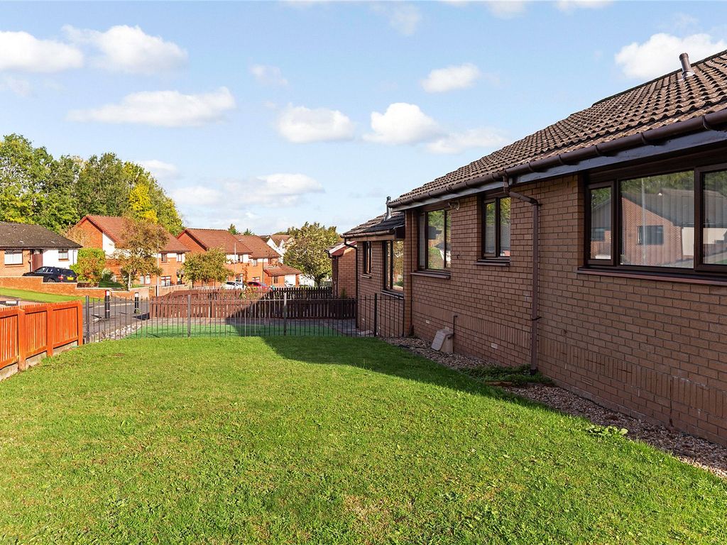 3 bed bungalow for sale in Ewart Crescent, Hamilton ML3, £175,000