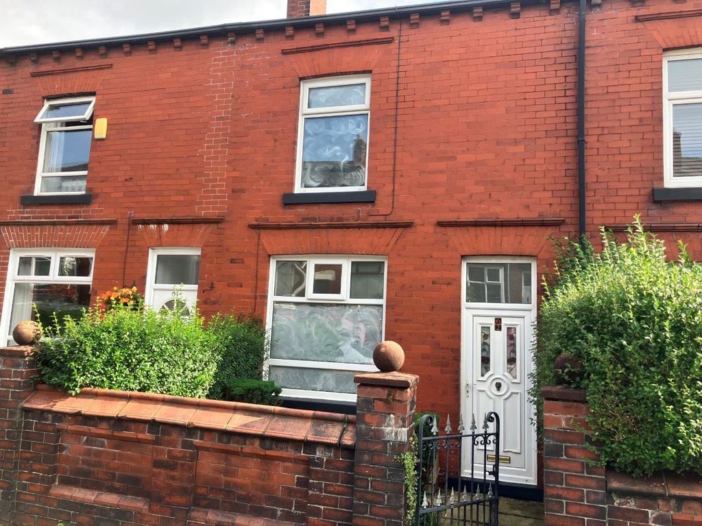 3 bed terraced house for sale in Hawarden Street, Bolton BL1, £129,000