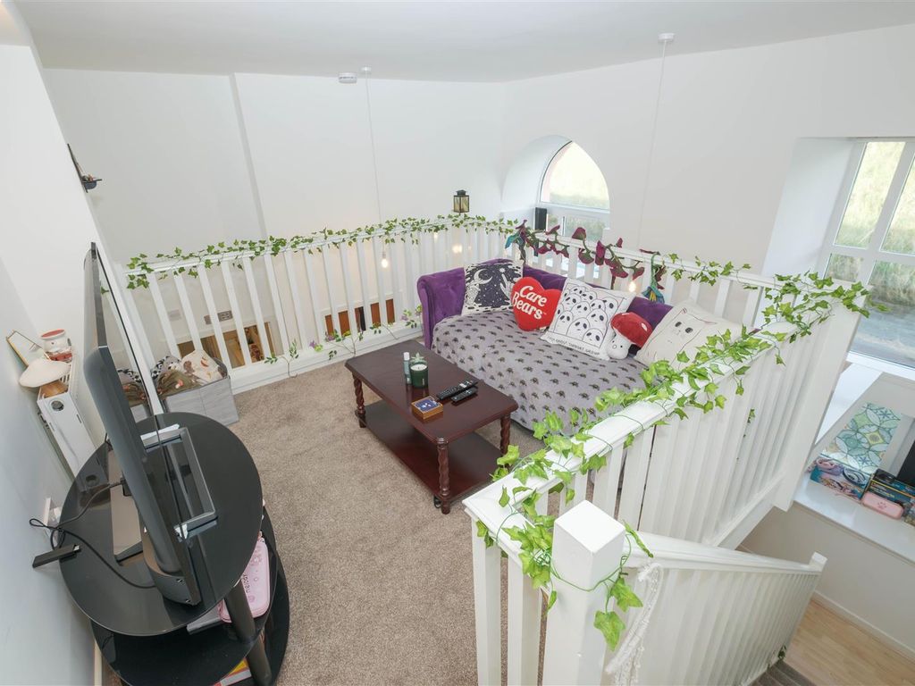 1 bed flat for sale in Marine Court, Hill Road, Arbroath DD11, £65,000