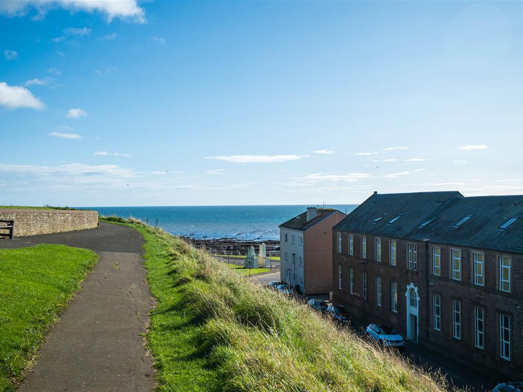 2 bed flat for sale in Marine Court, Hill Road, Arbroath DD11, £105,000
