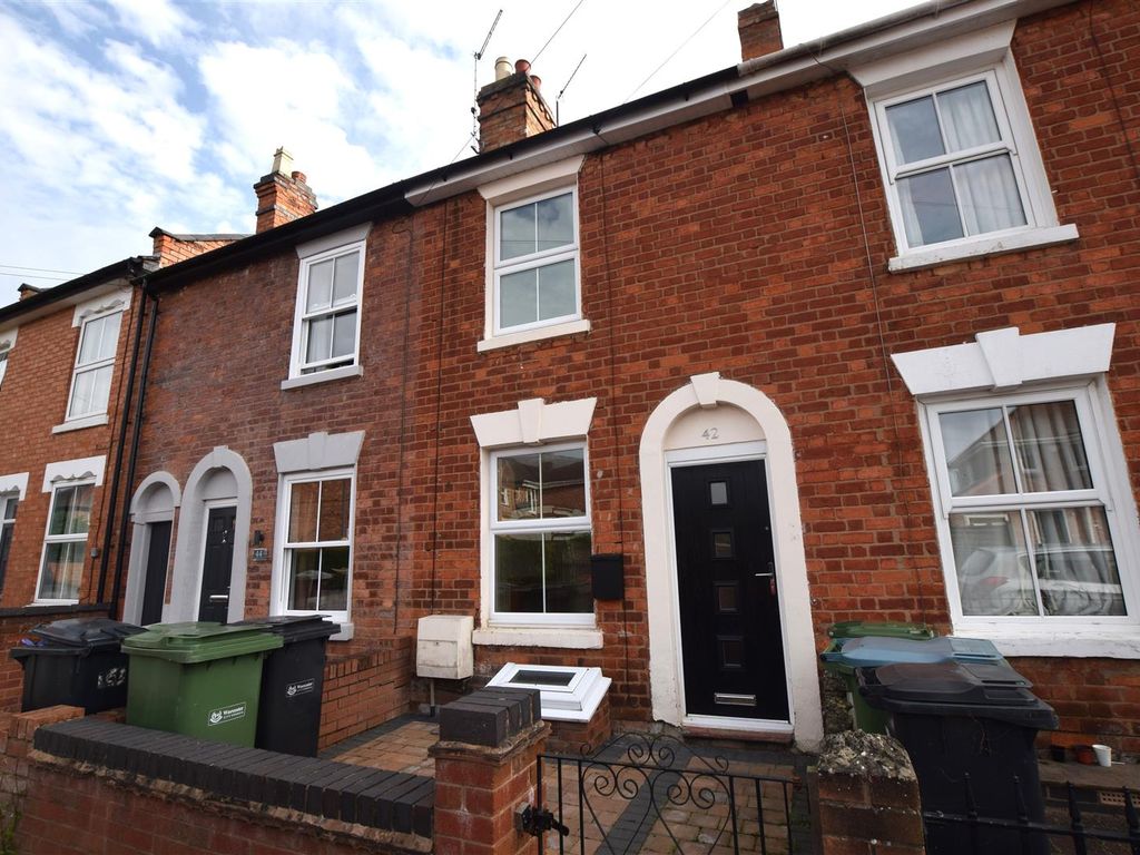 3 bed terraced house for sale in Bedwardine Road, St. John's, Worcester WR2, £250,000