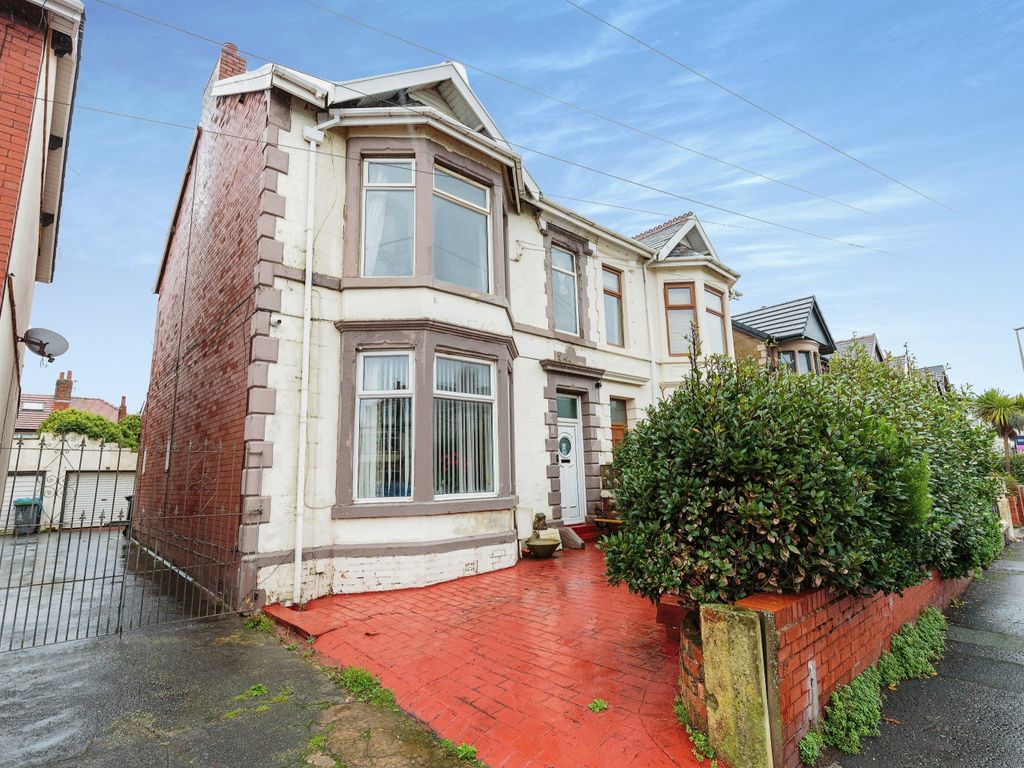 2 bed detached house for sale in Burlington Road, Blackpool, Lancashire FY4, £100,000