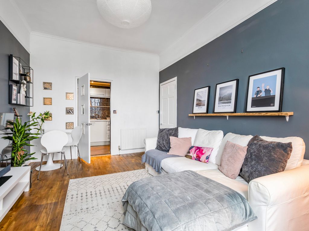 1 bed flat for sale in 132 (3F1), Comiston Road, Morningside, Edinburgh EH10, £225,000