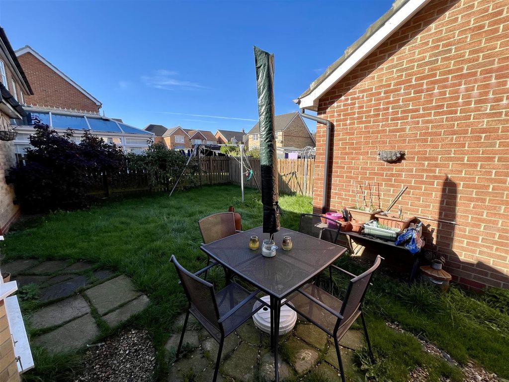 3 bed detached house for sale in Ashtree Close, Newton Aycliffe DL5, £190,000