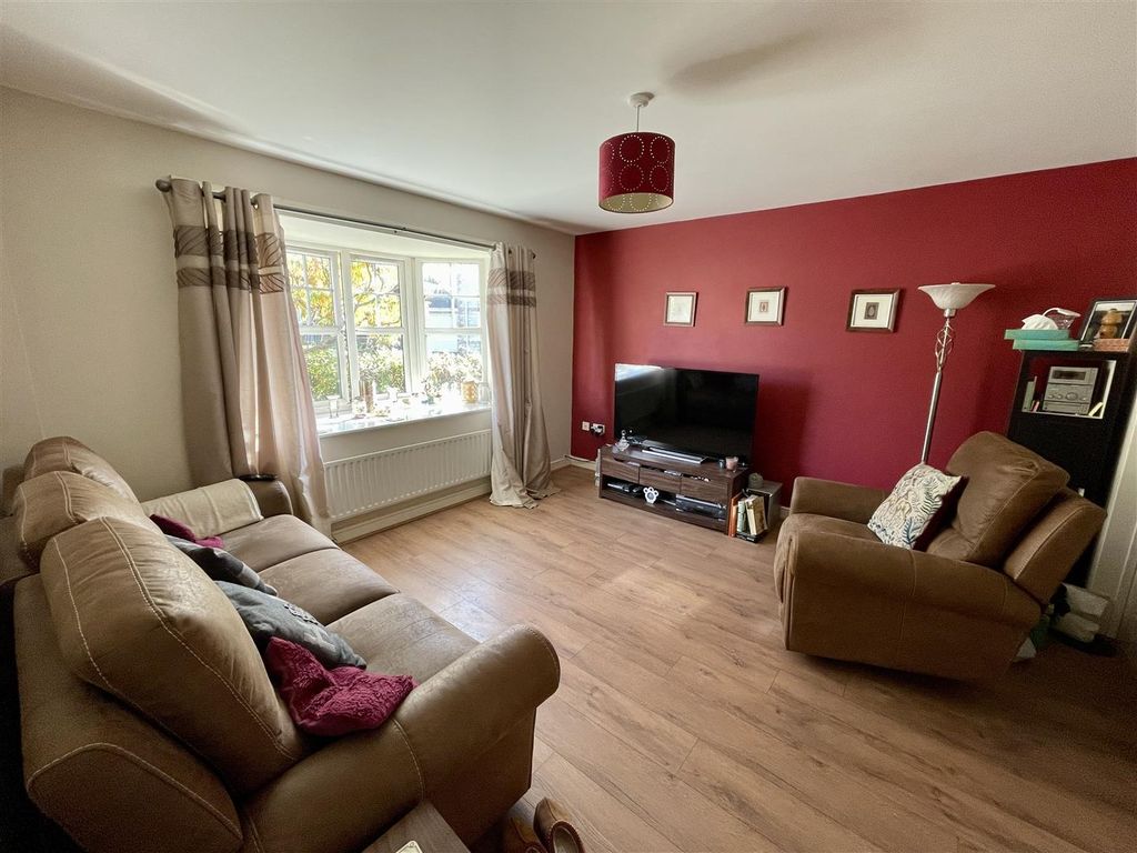 3 bed detached house for sale in Ashtree Close, Newton Aycliffe DL5, £190,000