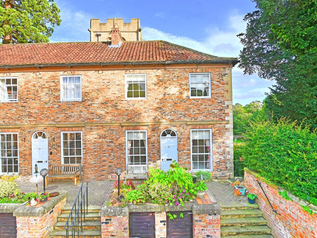 2 bed cottage for sale in Church Street, Goldsborough, Knaresborough HG5, £199,950