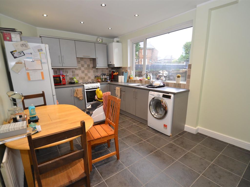 3 bed semi-detached house for sale in Fenwick Drive, Bradford BD6, £149,950