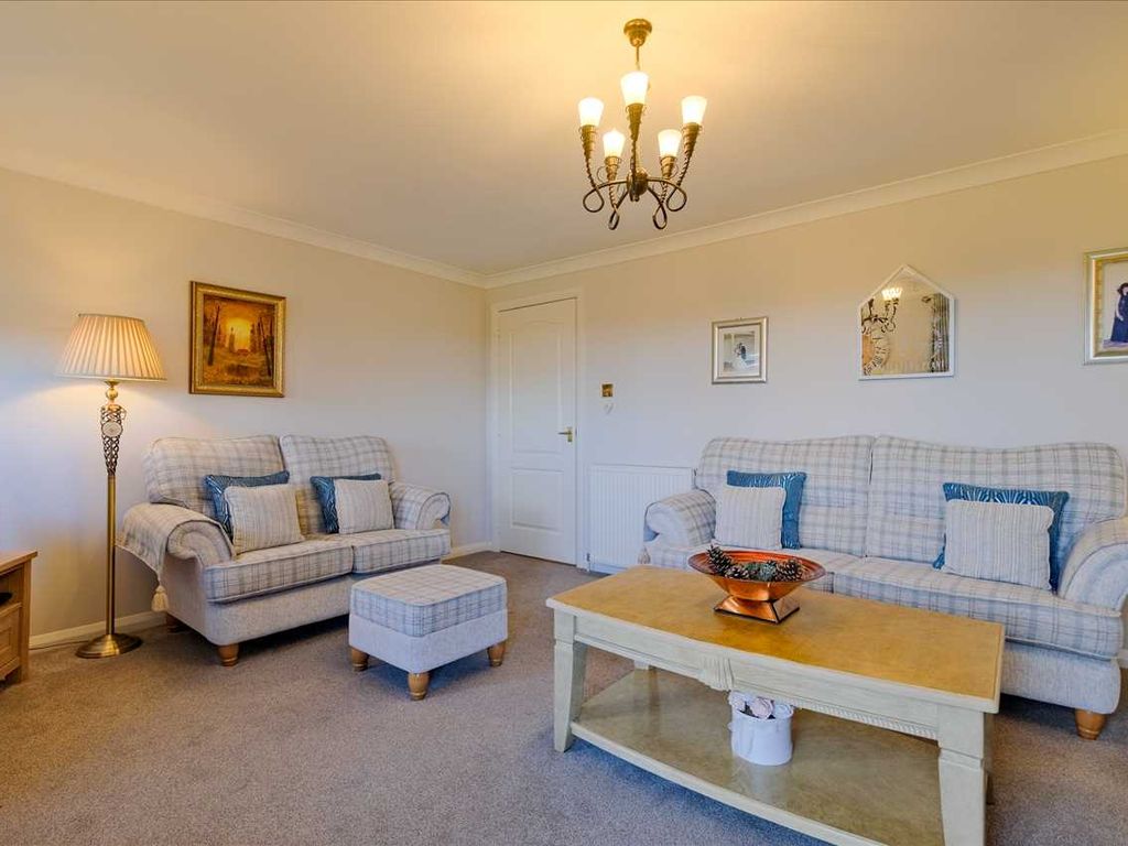 3 bed flat for sale in Hamilton Park South, Hamilton ML3, £199,995