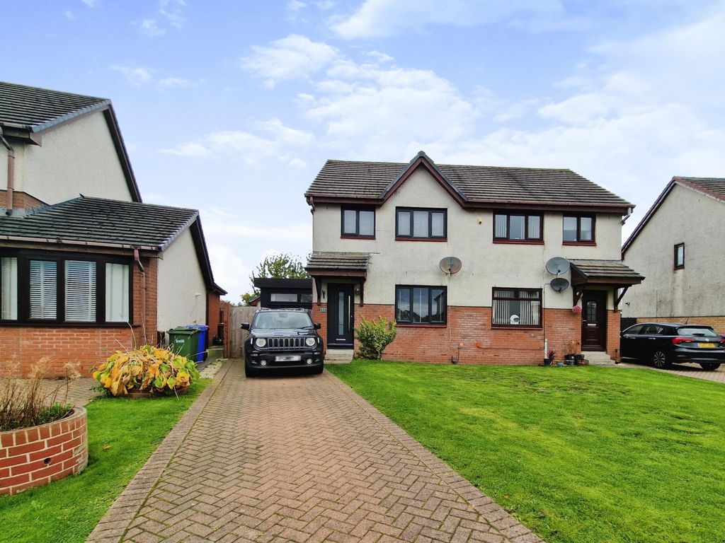 3 bed semi-detached house for sale in Moor Park Crescent, Prestwick KA9, £199,995