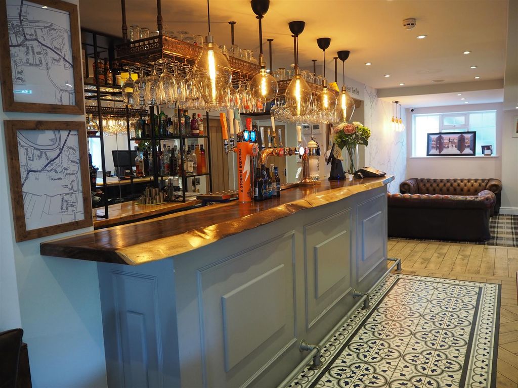 Pub/bar for sale in Licenced Trade, Pubs & Clubs DN14, Rawcliffe, East Yorkshire, £799,950