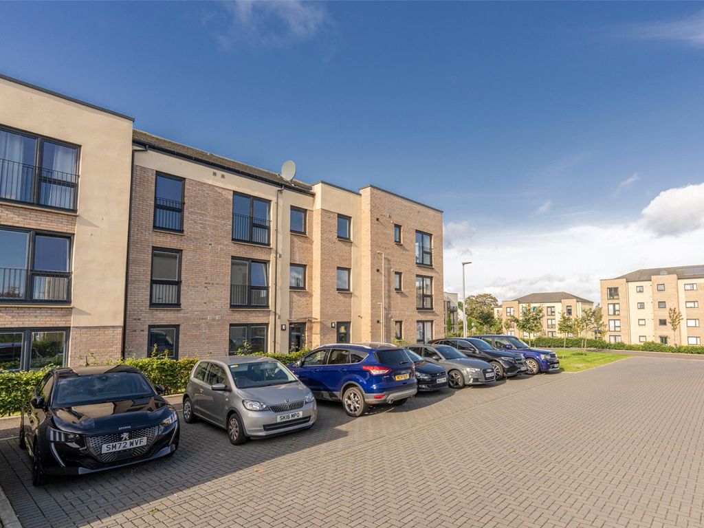 2 bed flat for sale in Daybell Loan, South Queensferry EH30, £205,000
