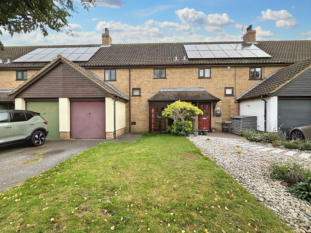 3 bed terraced house for sale in Heathfield, Martlesham Heath, Ipswich IP5, £260,000