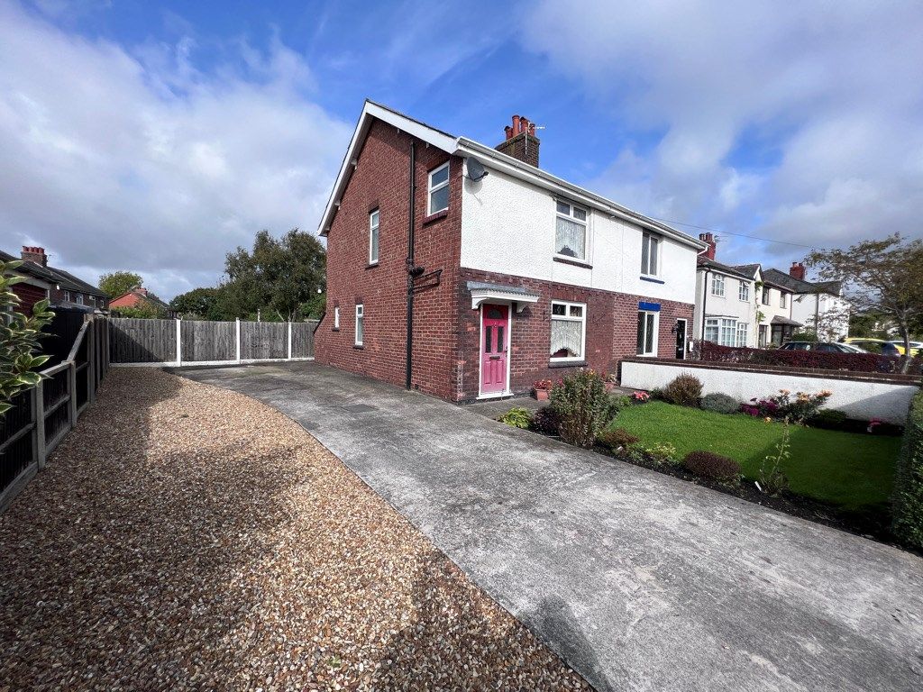3 bed semi-detached house for sale in Kearsley Avenue, Tarleton, Preston PR4, £185,000