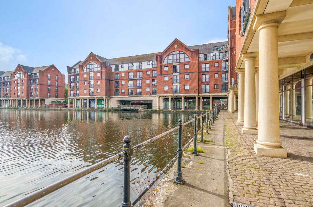2 bed flat for sale in Blake Court, Cardiff Bay, Cardiff CF10, £190,000