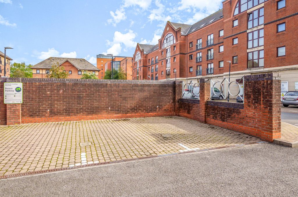 2 bed flat for sale in Blake Court, Cardiff Bay, Cardiff CF10, £190,000