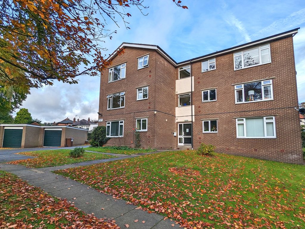 1 bed flat for sale in Sherwood Chase, Totley Brook Road S17, £130,000