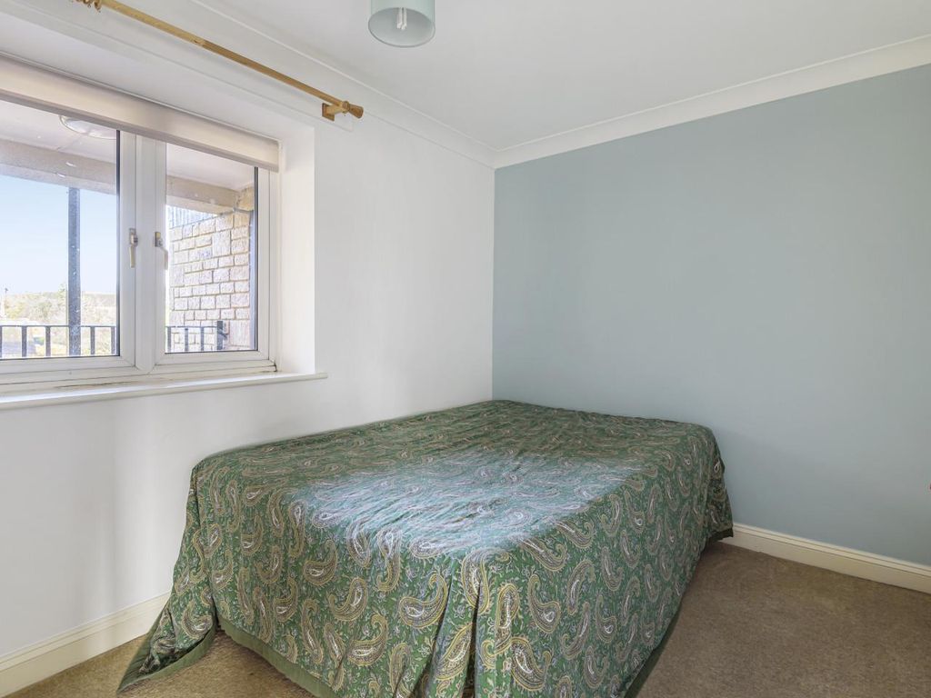 2 bed flat for sale in Long Street, Sherborne, Dorset DT9, £120,000