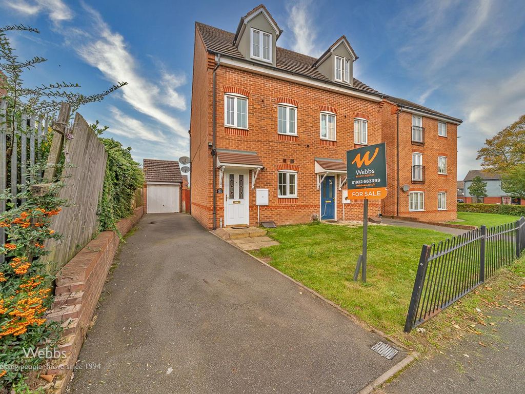 3 bed town house for sale in Guild Avenue, Walsall WS3, £240,000