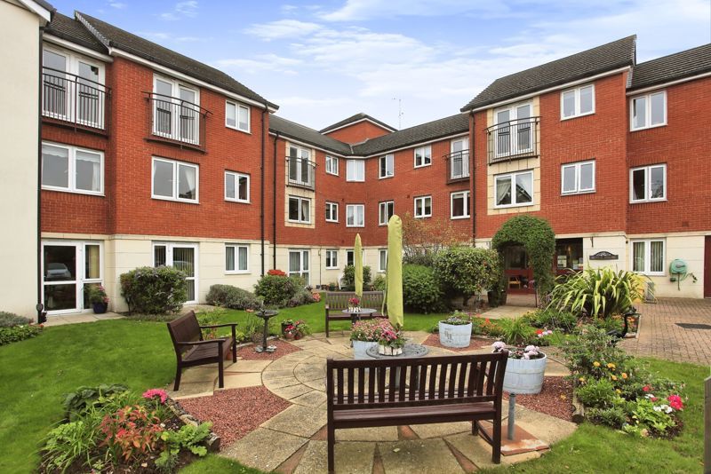 1 bed flat for sale in Royce House, Peterborough PE7, £120,000
