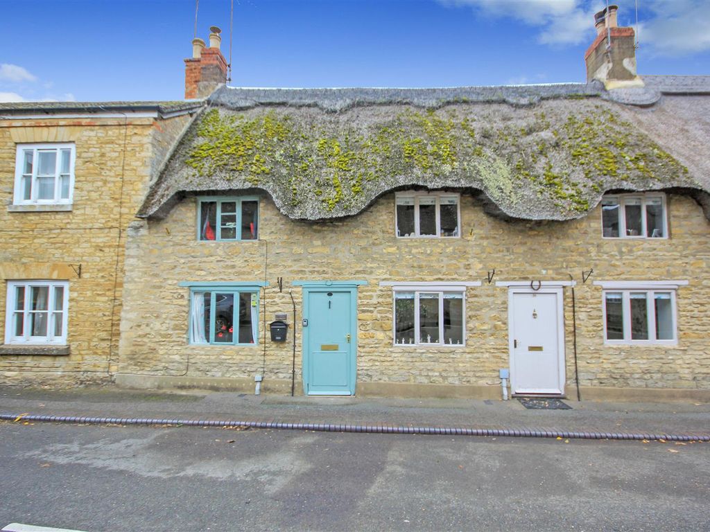 1 bed cottage for sale in High Street, Podington, Wellingborough NN29, £220,000