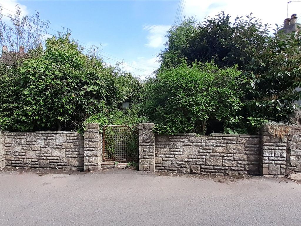 Land for sale in Back Lane, Hawthorns Road GL17, £50,000