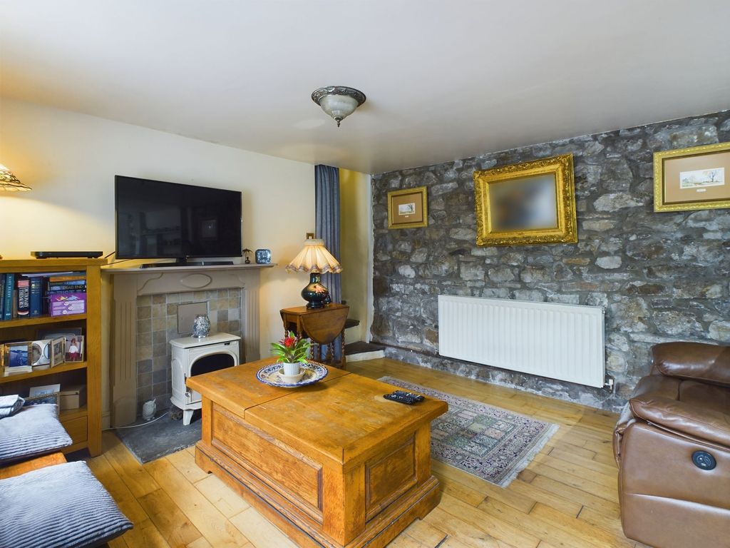 1 bed terraced house for sale in Hileys Row, Clydach NP7, £180,000