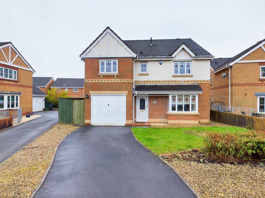 4 bed detached house for sale in Cyfarthfa Gardens, Cefn Coed CF48, £299,950