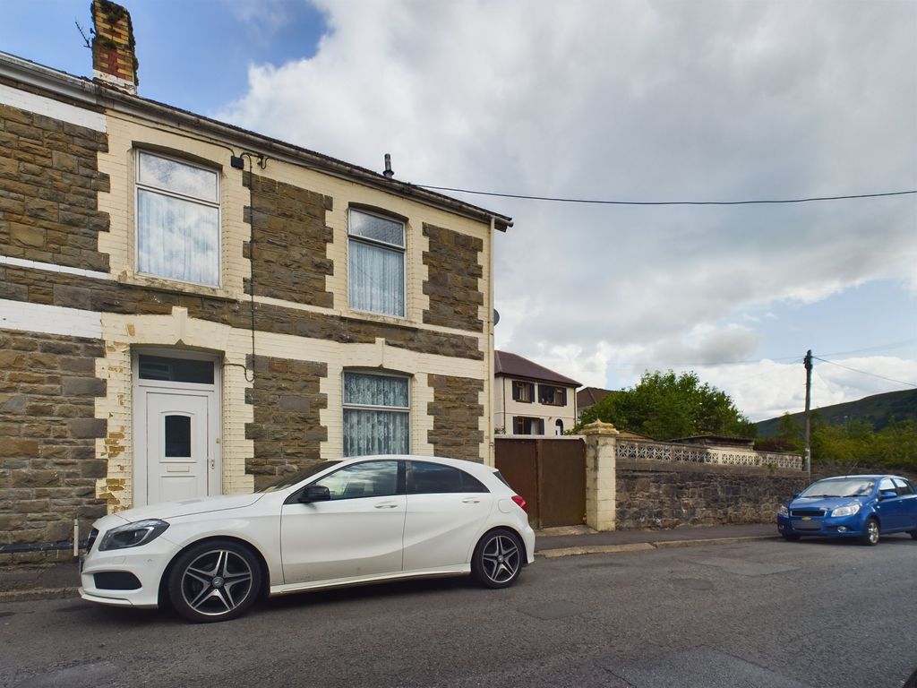 3 bed end terrace house for sale in Gladstone Street, Blaina NP13, £110,000