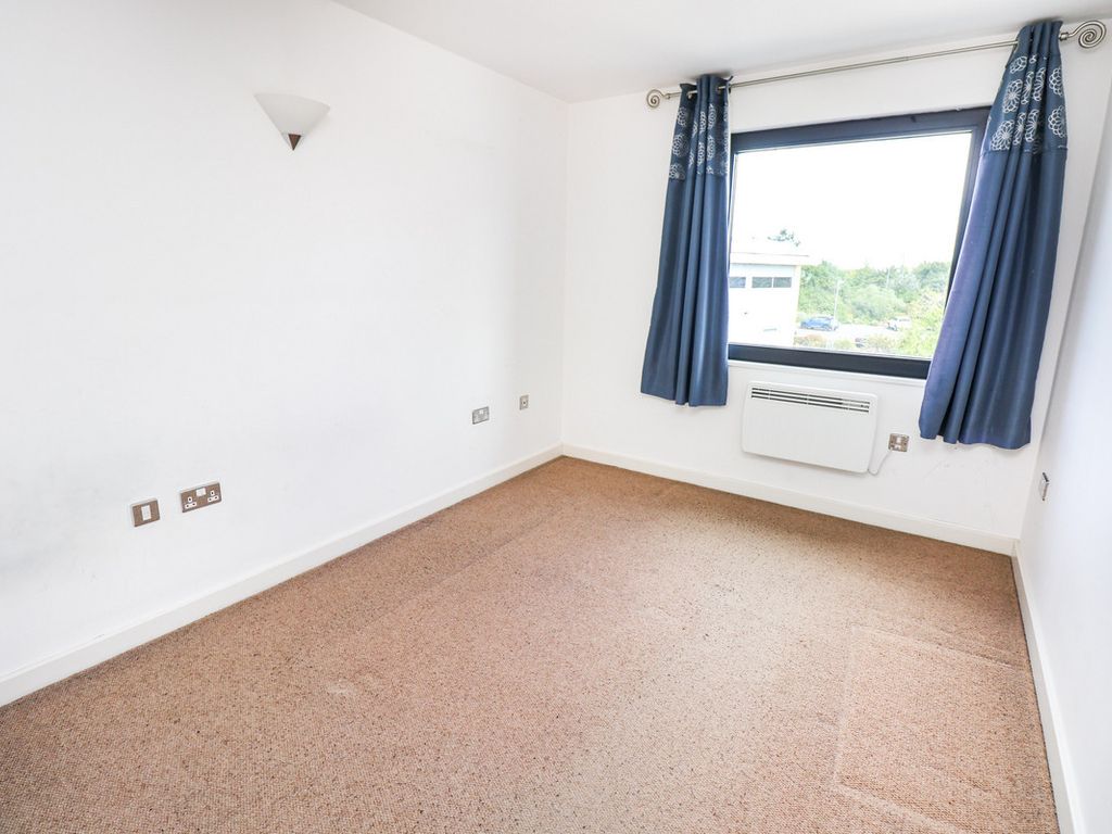1 bed flat for sale in Bryant Road, Rugby CV23, £110,000