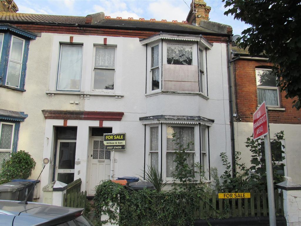 2 bed terraced house for sale in Station Road, Herne Bay CT6, £229,000