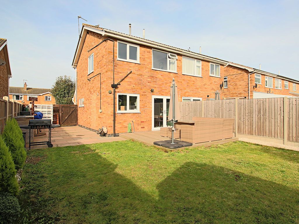 2 bed semi-detached house for sale in Wayfarer Drive, East Goscote LE7, £229,950