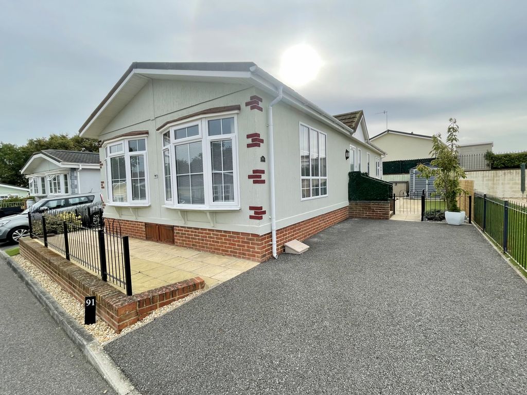 2 bed bungalow for sale in Eastbourne Heights, Oak Tree Lane, Eastbourne, East Sussex BN23, £230,000