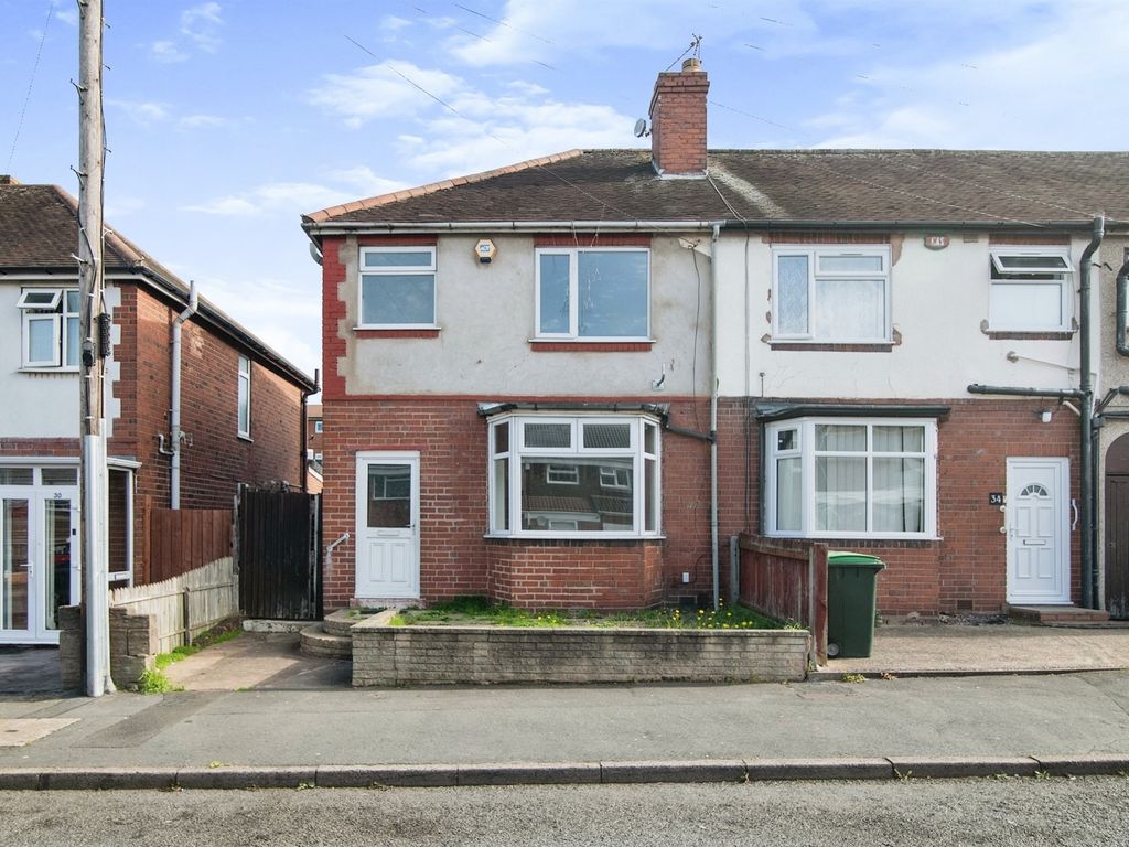 3 bed end terrace house for sale in Hawkins Street, West Bromwich B70, £240,000