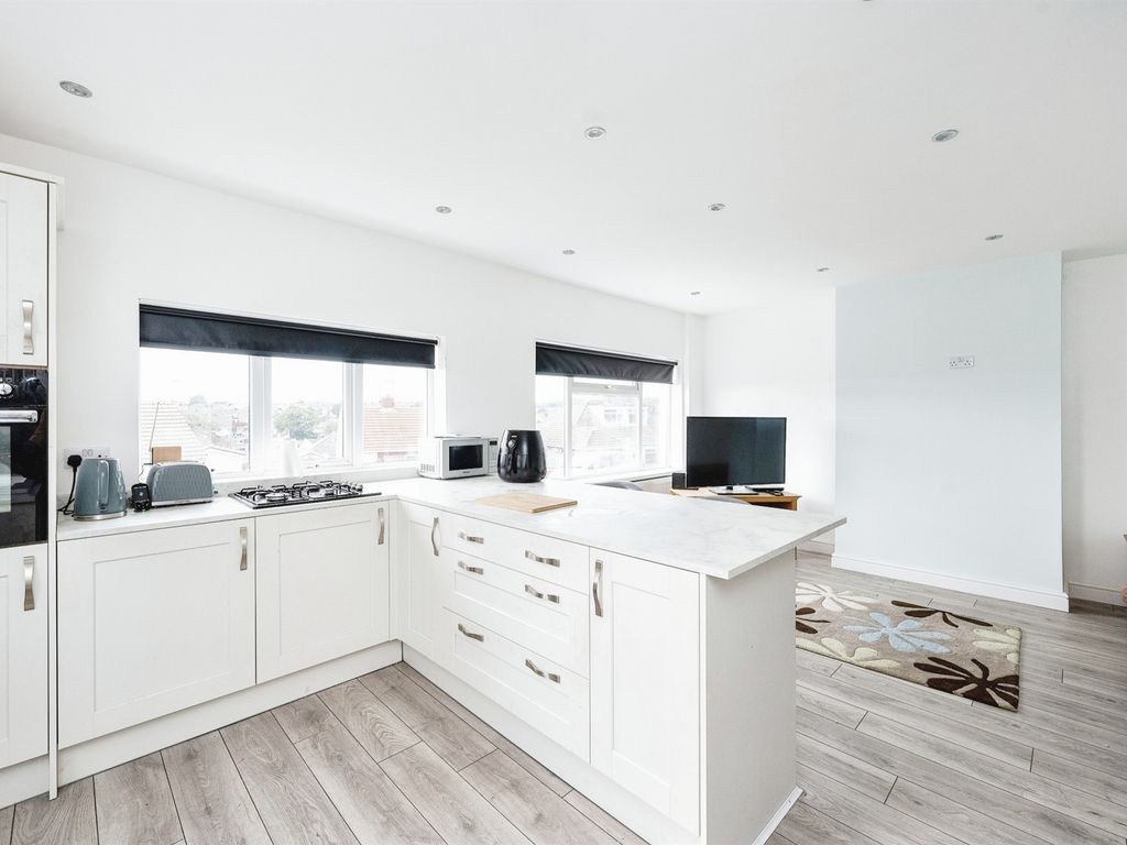3 bed semi-detached house for sale in Burns Crescent, Cefn Glas, Bridgend CF31, £200,000