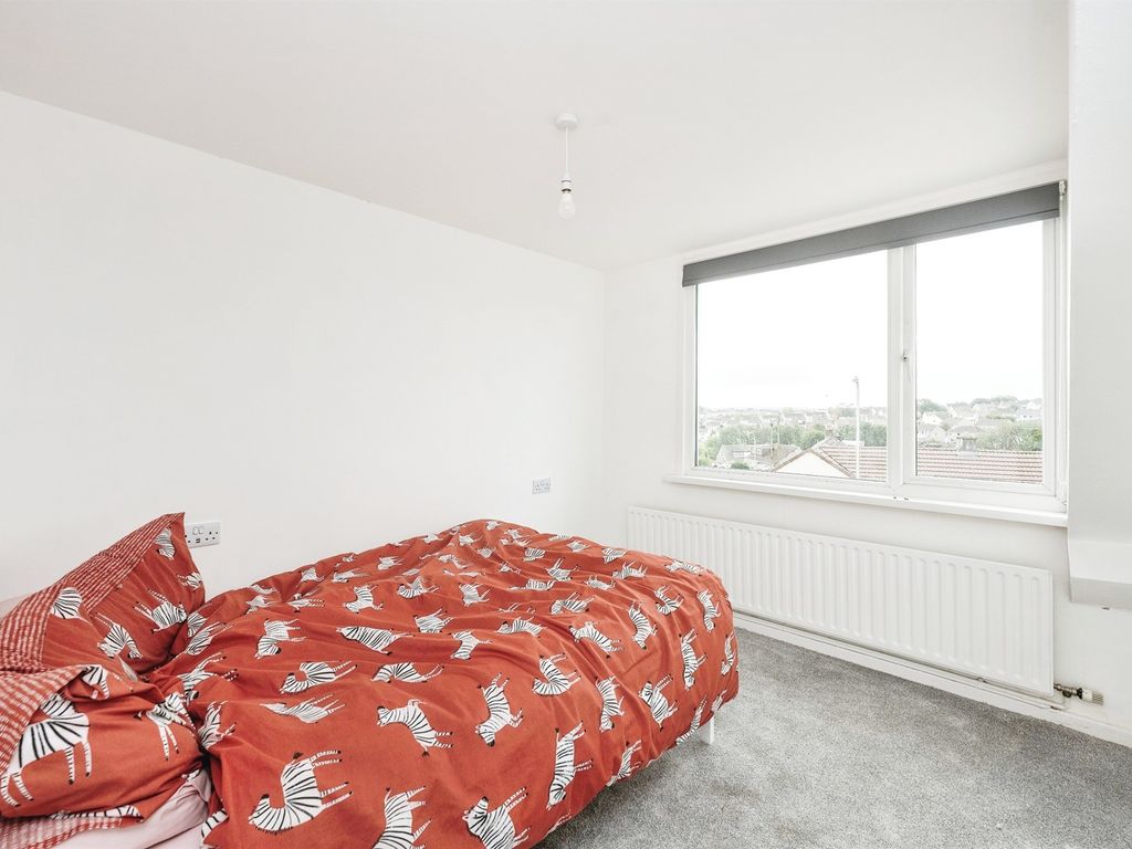 3 bed semi-detached house for sale in Burns Crescent, Cefn Glas, Bridgend CF31, £200,000