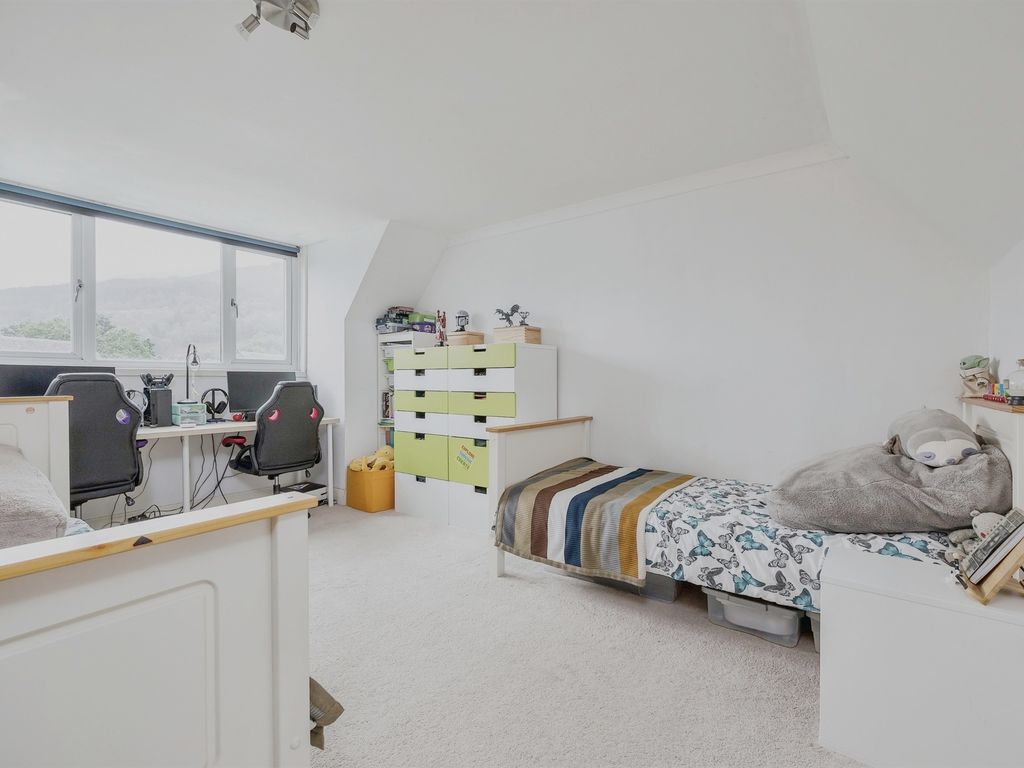 3 bed terraced house for sale in Glen Loin Crescent, Succoth, Arrochar G83, £180,000