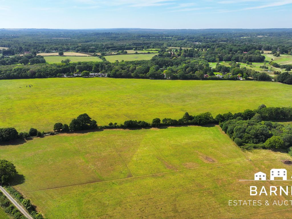 Land for sale in Runtley Wood, Guildford GU4, £35,000