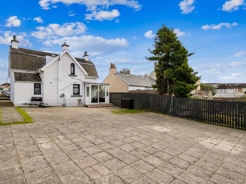 2 bed detached house for sale in Whinhall Road, Airdrie, Lanarkshire ML6, £175,000