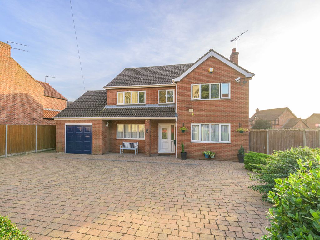 4 bed detached house for sale in Willington Road, Kirton, Boston PE20, £315,000