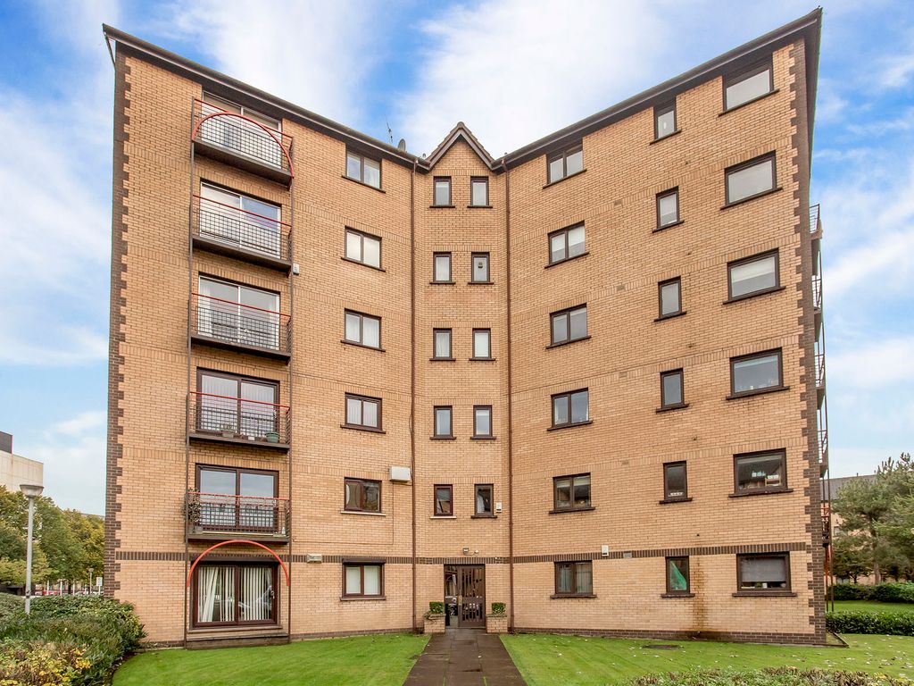 2 bed flat for sale in 15/2 Riverview Place, Waterside, Glasgow G5, £155,000