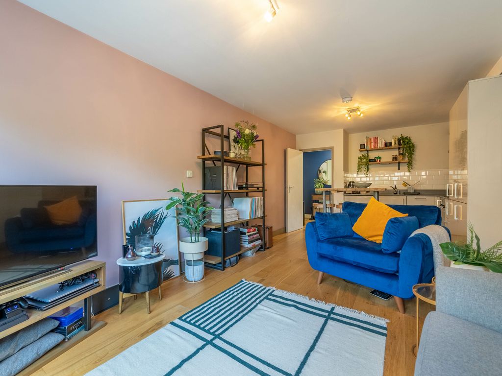 1 bed flat for sale in The Jam Factory, Rothsay Street, London Bridge SE1, £164,000