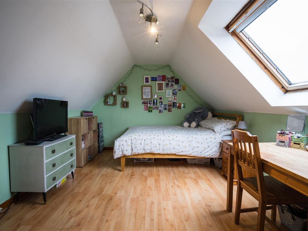 3 bed maisonette for sale in Side Street, Bridge Of Earn, Perth PH2, £149,950