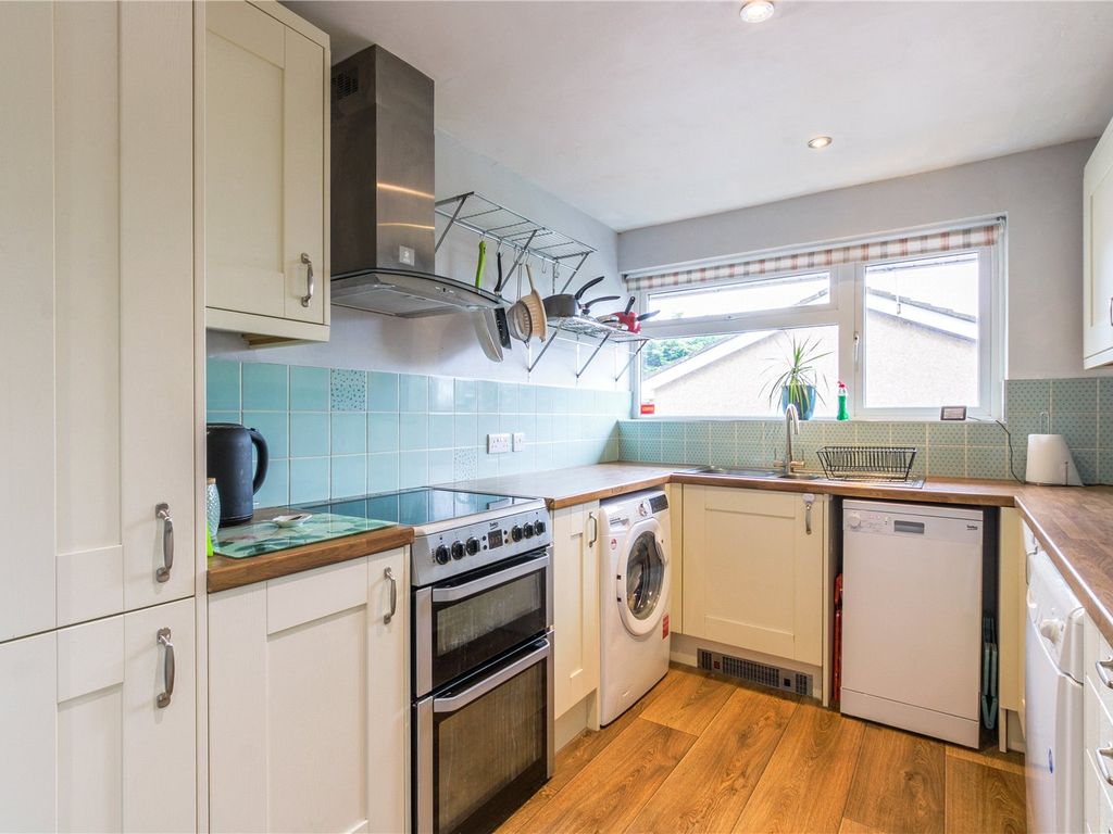 3 bed flat for sale in Westward Gardens, Long Ashton BS41, £250,000