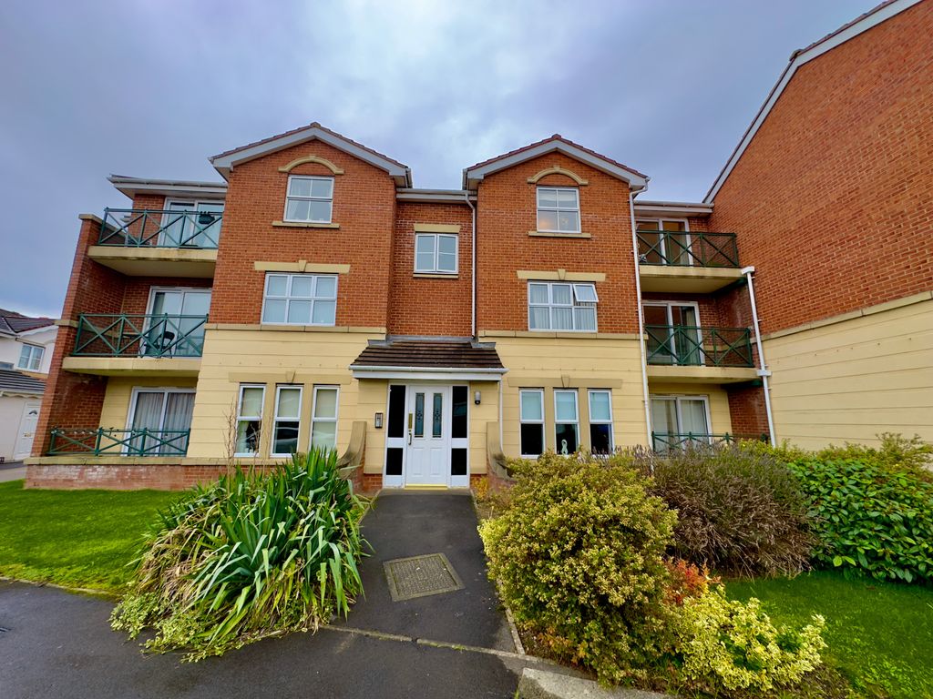 2 bed flat for sale in The Copse, Forest Hall, Newcastle Upon Tyne NE12, £119,950