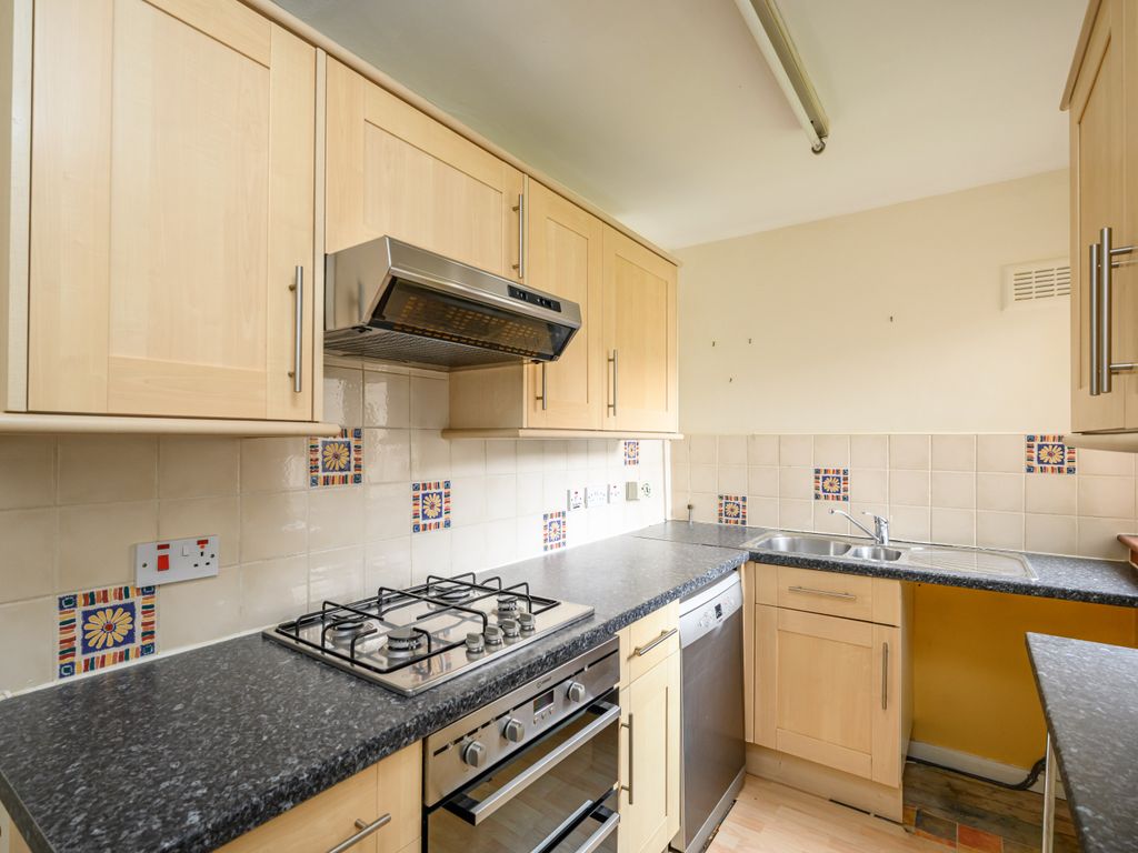 2 bed end terrace house for sale in Whitingford, Edinburgh EH6, £275,000