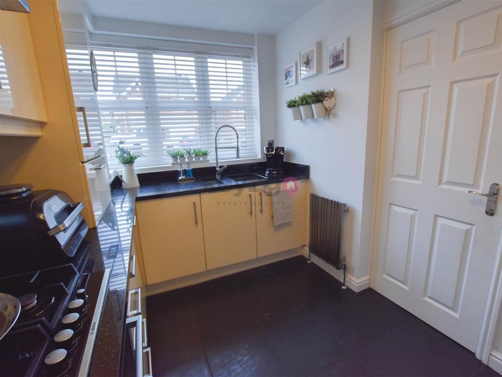 3 bed detached house for sale in Toll House Mead, Mosborough, Sheffield S20, £300,000