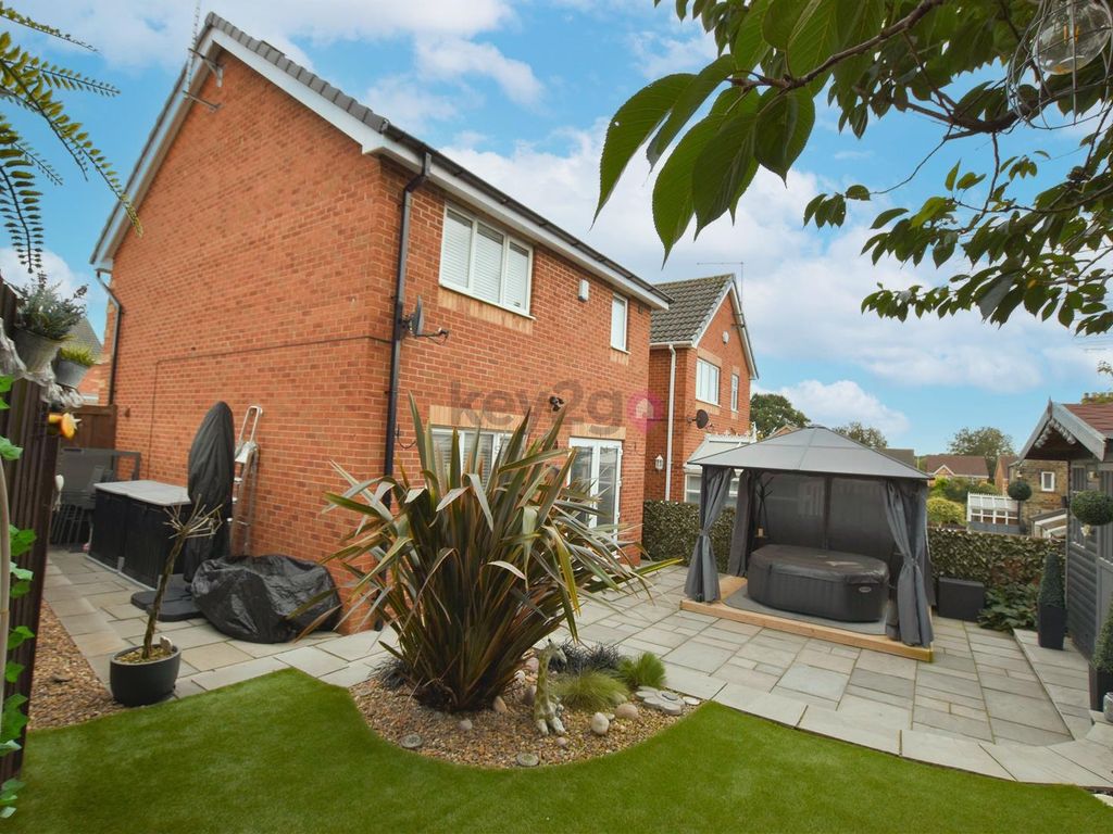 3 bed detached house for sale in Toll House Mead, Mosborough, Sheffield S20, £300,000